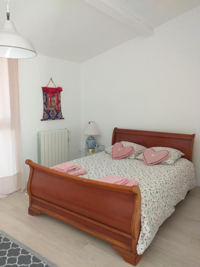 La Maison D Annick Apartment Lodeve Exterior photo