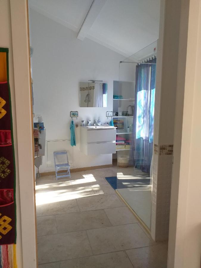 La Maison D Annick Apartment Lodeve Exterior photo